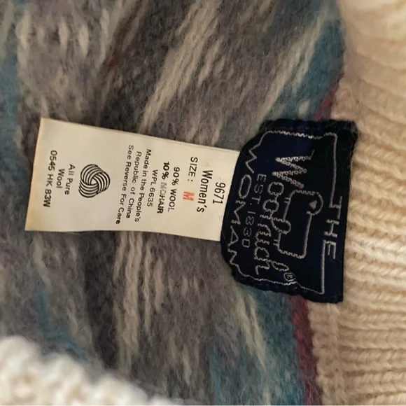 Woolrich Cozy Fair Isle Knit Sweater - Cream and Pink - Picture 3 of 3